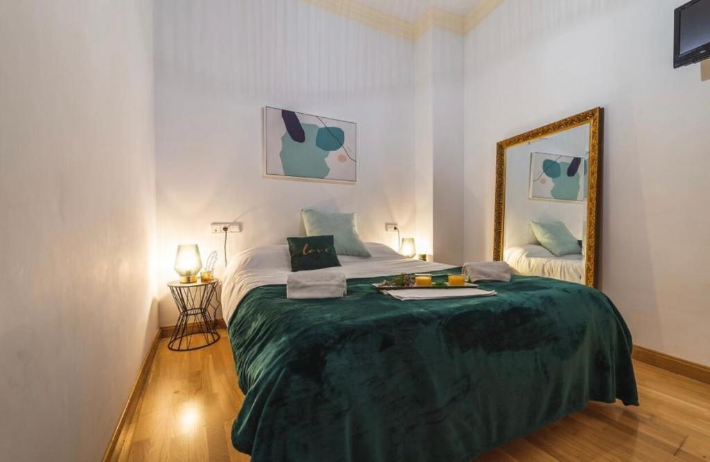 Апартаменты Adorable Apartamento Centro Гранада Экстерьер фото